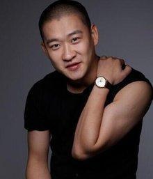 娱乐圈吃瓜男生是谁,吃瓜男生身份大起底